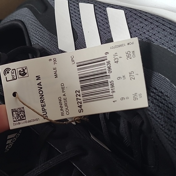 Brand New Mens Supernova shoes - Picture 4 of 4